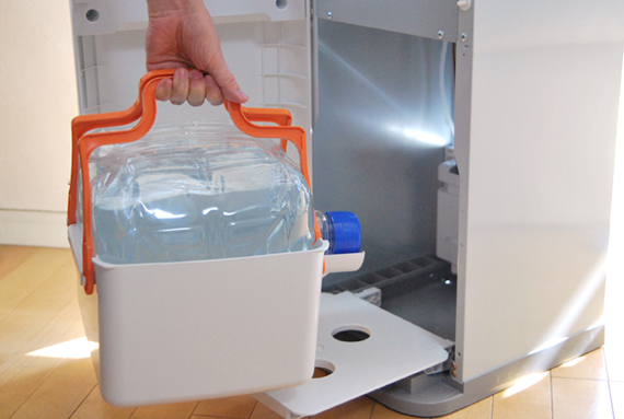 らく楽スタイルsmartは、水を出すたびにくみ上げる音がします。