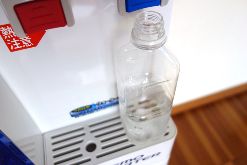 500mlのペットボトルも余裕をもって置けます!